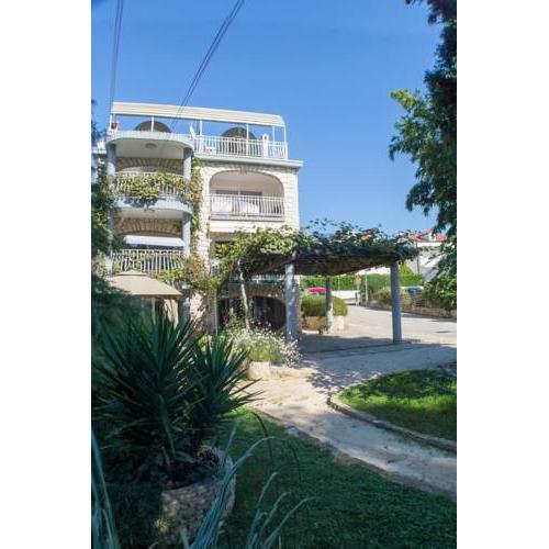 Studio apartment in Rovinj with Terrace, Air condition, WIFI, Washing machine (4686-4)