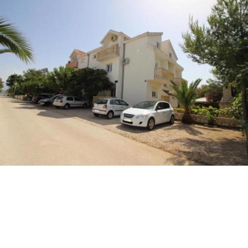 Studio Apartment in Vir with Terrace, Air Conditioning, Wi-Fi (4587-2)