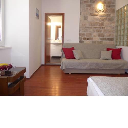 Studio Apartment Mila
