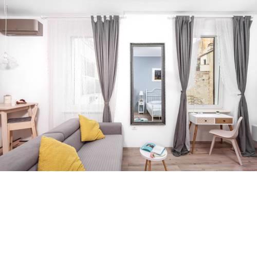 Studio Apartment Noemi****Center
