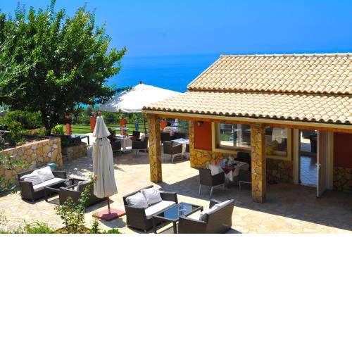 Studio Apartments Escape with swimming pool on Pelekas Beach