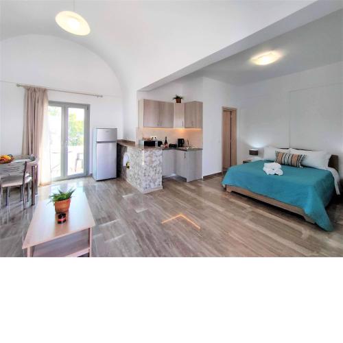 Studio Elpida Santorini