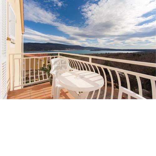 Studio Kornic with Sea view 01