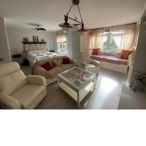 Studio Marta 850m from Playa de Aguadulce