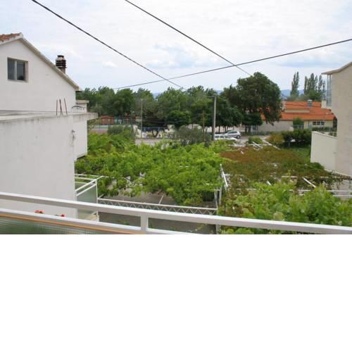 Studio Omis 2745a