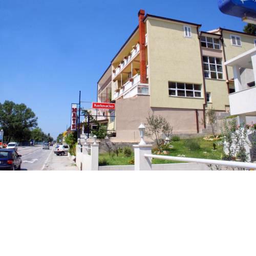 Studio Omis 2757a
