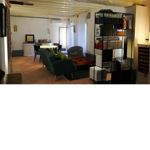 Studio Suite 1455