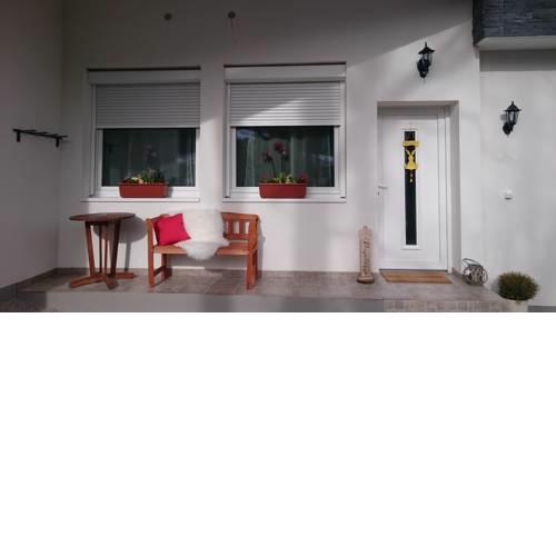 Studio Sunny