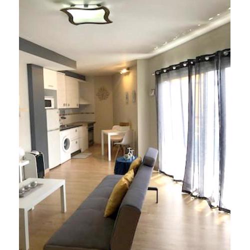 Studio with balcony and wifi at Tazacorte 5 km away from the beach