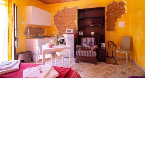Studio with city view balcony and wifi at Castelbuono