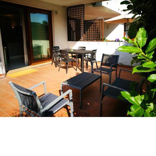 Studio with enclosed garden and wifi at Dosson di Casier
