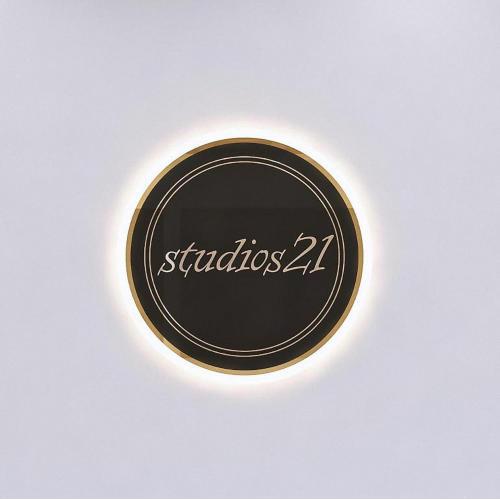 Studios 21