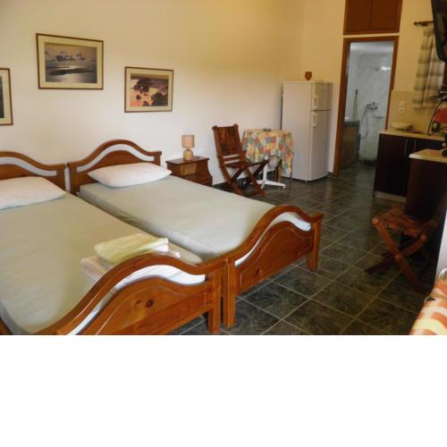 Studios Cavo Doro