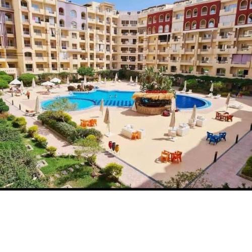 Studios Florenza Khamsin