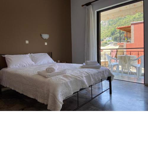 Studios Ioannou Parga