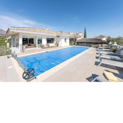 Stunning 6 Bed Villa Private Pool Mijas Gol