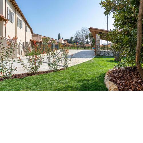 Stunning apartment in BASTIA DI ALBENGA with 2 Bedrooms and WiFi