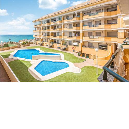 Stunning apartment in Benalmadena Costa with Outdoor swimming pool, WiFi and 3 Bedrooms