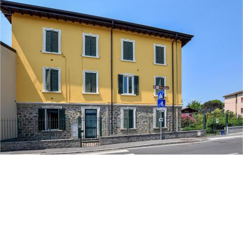 Stunning apartment in Bergamo with WiFi and 1 Bedrooms