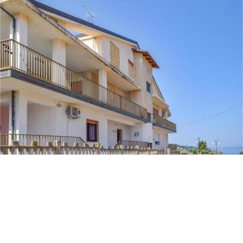 Stunning apartment in BRIATICO with 1 Bedrooms and WiFi