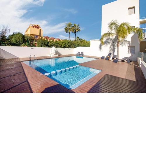 Stunning Apartment In Denia With 3 Bedrooms, Wifi And Swimming Pool