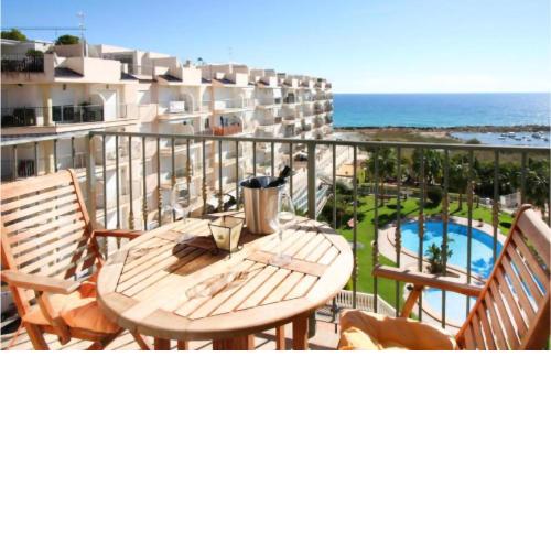 Stunning Apartment In El Campello With Wifi, Outdoor Swimming Pool And Swimming Pool