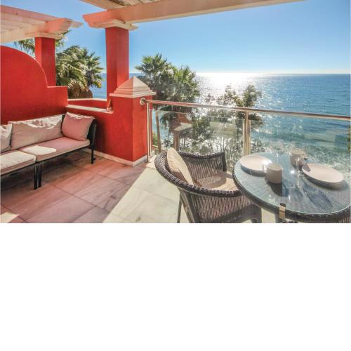 Stunning apartment in Estepona with 2 Bedrooms and WiFi