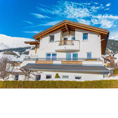Stunning Apartment in Fiss in the Mountains