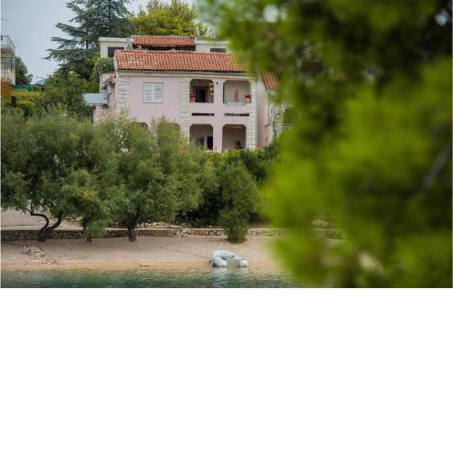 Stunning apartment in Grebastica with WiFi and 2 Bedrooms