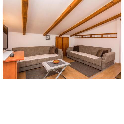 Stunning apartment in Lucica w/ WiFi and 1 Bedrooms