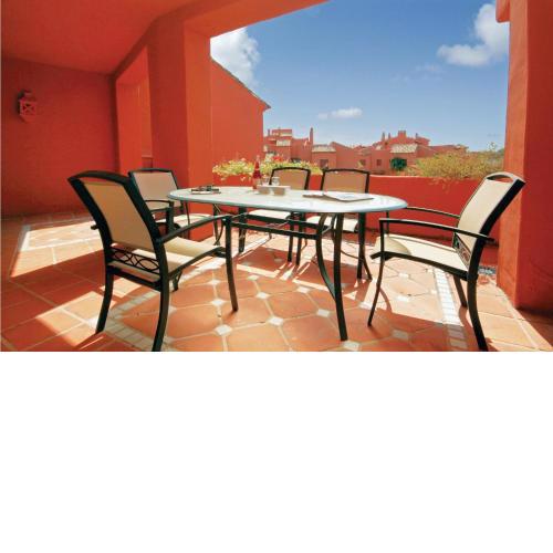 Stunning Apartment In Marbella-el Rosario With 4 Bedrooms, Wifi And Swimming Pool
