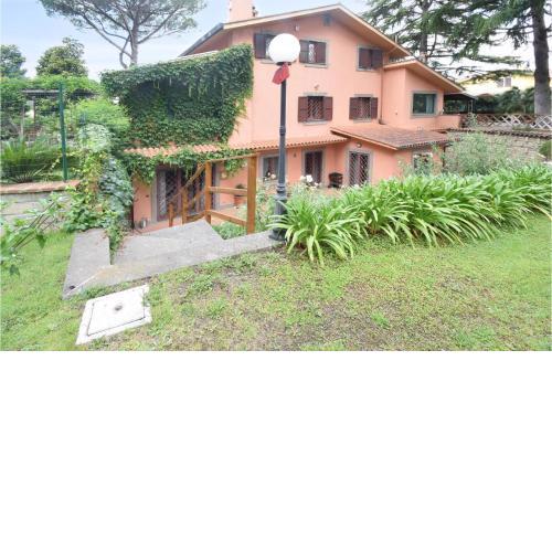 Stunning Apartment In Marino With Wifi And 2 Bedrooms