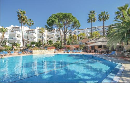 Stunning Apartment In Mijas With 2 Bedrooms, Wifi And Swimming Pool