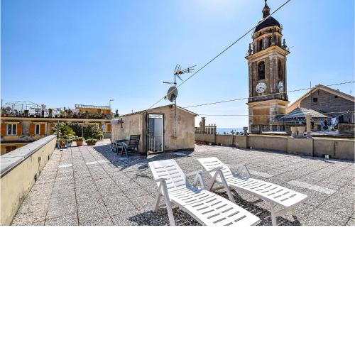 Stunning apartment in Nervi with WiFi and 3 Bedrooms