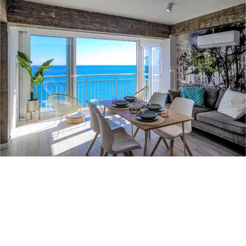 Stunning Apartment In Oropesa Del Mar With 2 Bedrooms, Outdoor Swimming Pool And Wifi