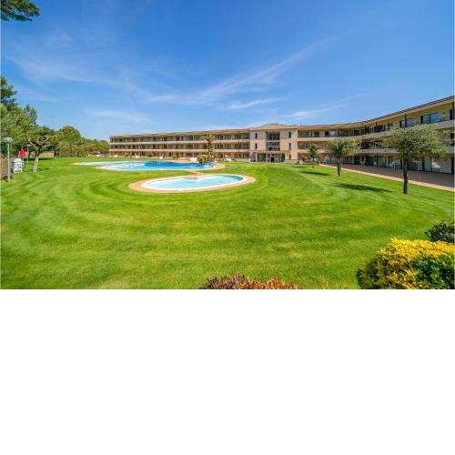Stunning Apartment In Pals With Outdoor Swimming Pool, Wifi And 1 Bedrooms 2