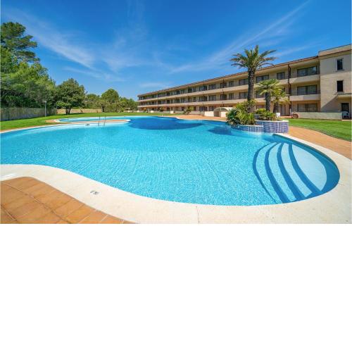 Stunning apartment in Pals with Outdoor swimming pool, WiFi and 1 Bedrooms