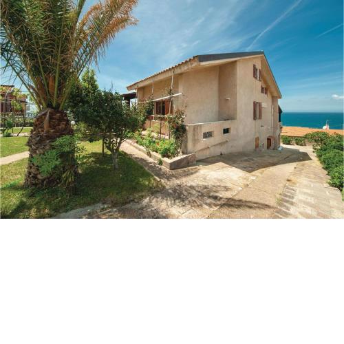 Stunning apartment in Porto Alabe with 2 Bedrooms and WiFi