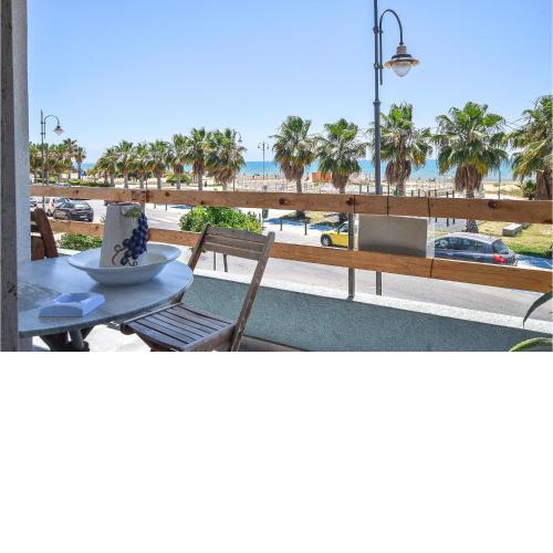 Stunning Apartment In Pozzallo With Wifi And 4 Bedrooms