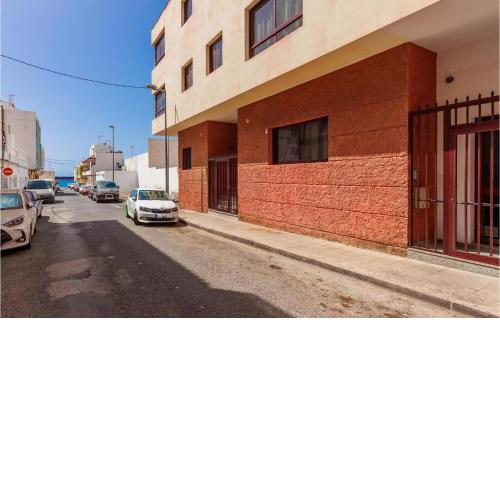 Stunning Apartment In Puerto Del Rosario With Wifi And 2 Bedrooms