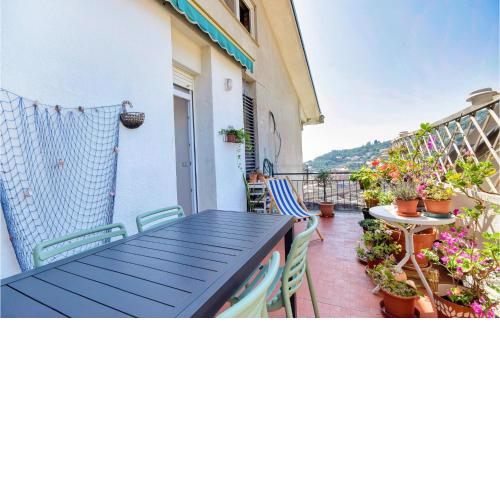 Stunning Apartment In Recco With Wifi And 2 Bedrooms