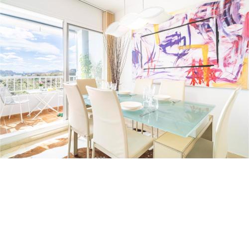 Stunning apartment in Rincon de la Victoria with Outdoor swimming pool, WiFi and 3 Bedrooms