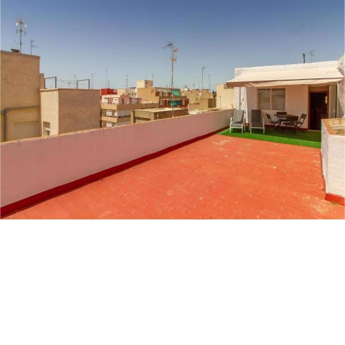Stunning apartment in Santa Pola with 4 Bedrooms and WiFi