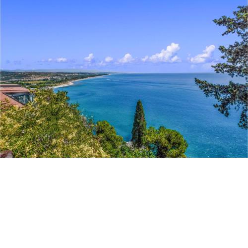 Stunning Apartment In Staletti With Wifi And 3 Bedrooms
