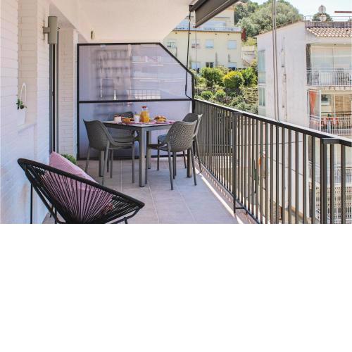 Stunning apartment in Tossa de Mar with 2 Bedrooms and WiFi
