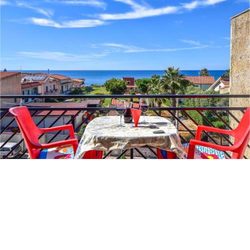 Stunning apartment in Trappeto with 4 Bedrooms and WiFi