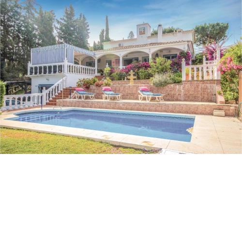 Stunning Apartment In Urb El Chaparral With 1 Bedrooms, Outdoor Swimming Pool And Swimming Pool