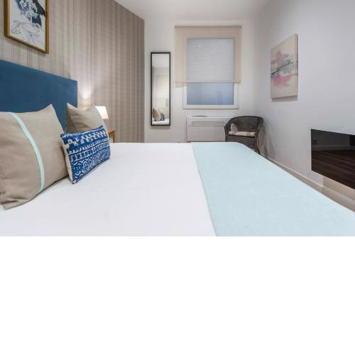 Stunning & Bright 1BD 1BTH–CITY CENTER (GRAN VIA)