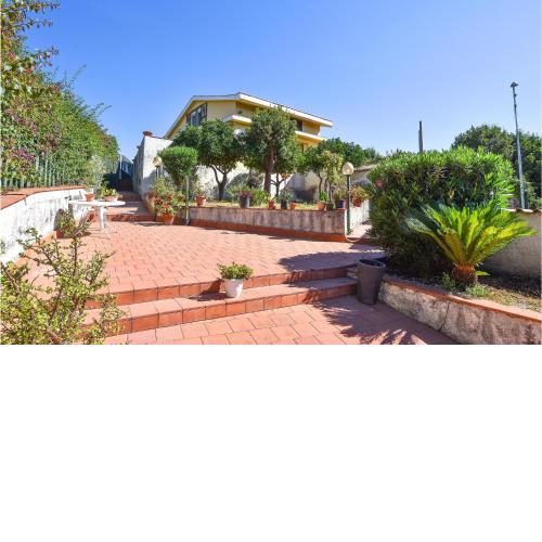 Stunning home in Acireale with WiFi and 3 Bedrooms