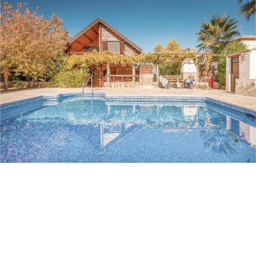 Stunning Home In Arriate With 4 Bedrooms, Wifi And Private Swimming Pool